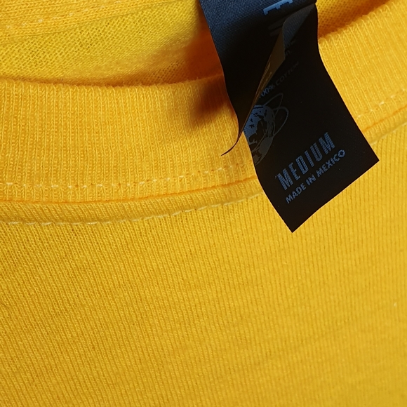 Iowa Hawkeyes New With Defect - Picture 3 of 5